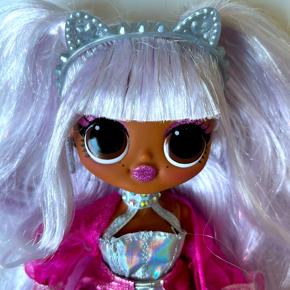 O.M.G. Kitty K Fashion Doll Collectible Toy L.O.L. Surprise! - Picture 13 of 16